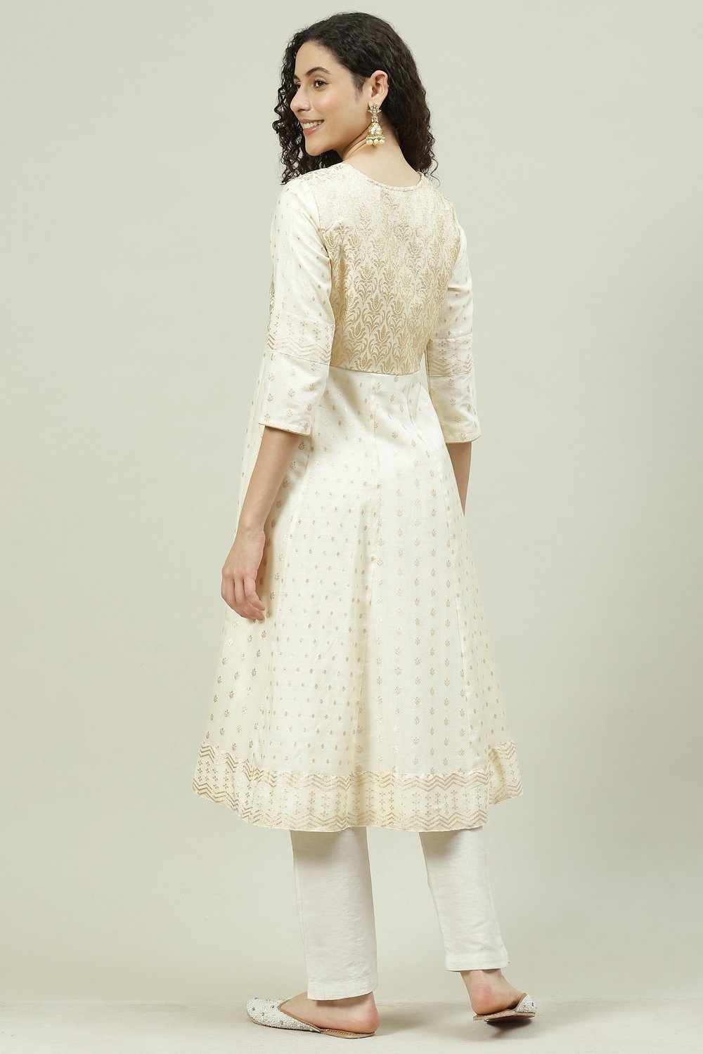 Off White Art Silk Kalidar Kurta image number 4