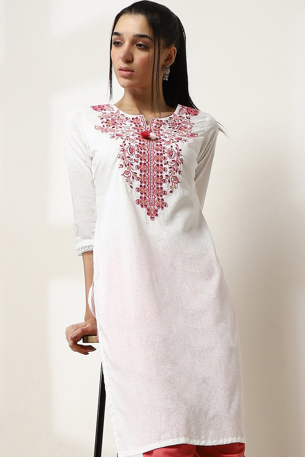 White Cotton Printed Straight Kurta image number 6