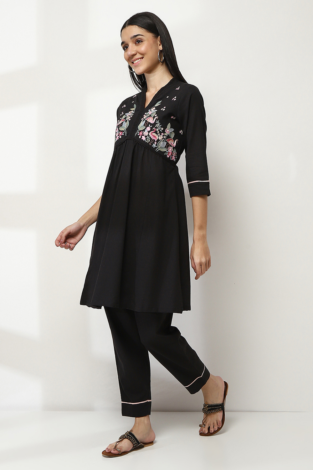 Black Cotton Gathered Kurta Set image number 3