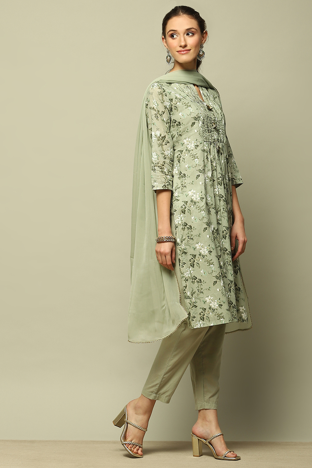 Sage Green Cotton Straight Printed Kurta Pants Suit Set image number 5