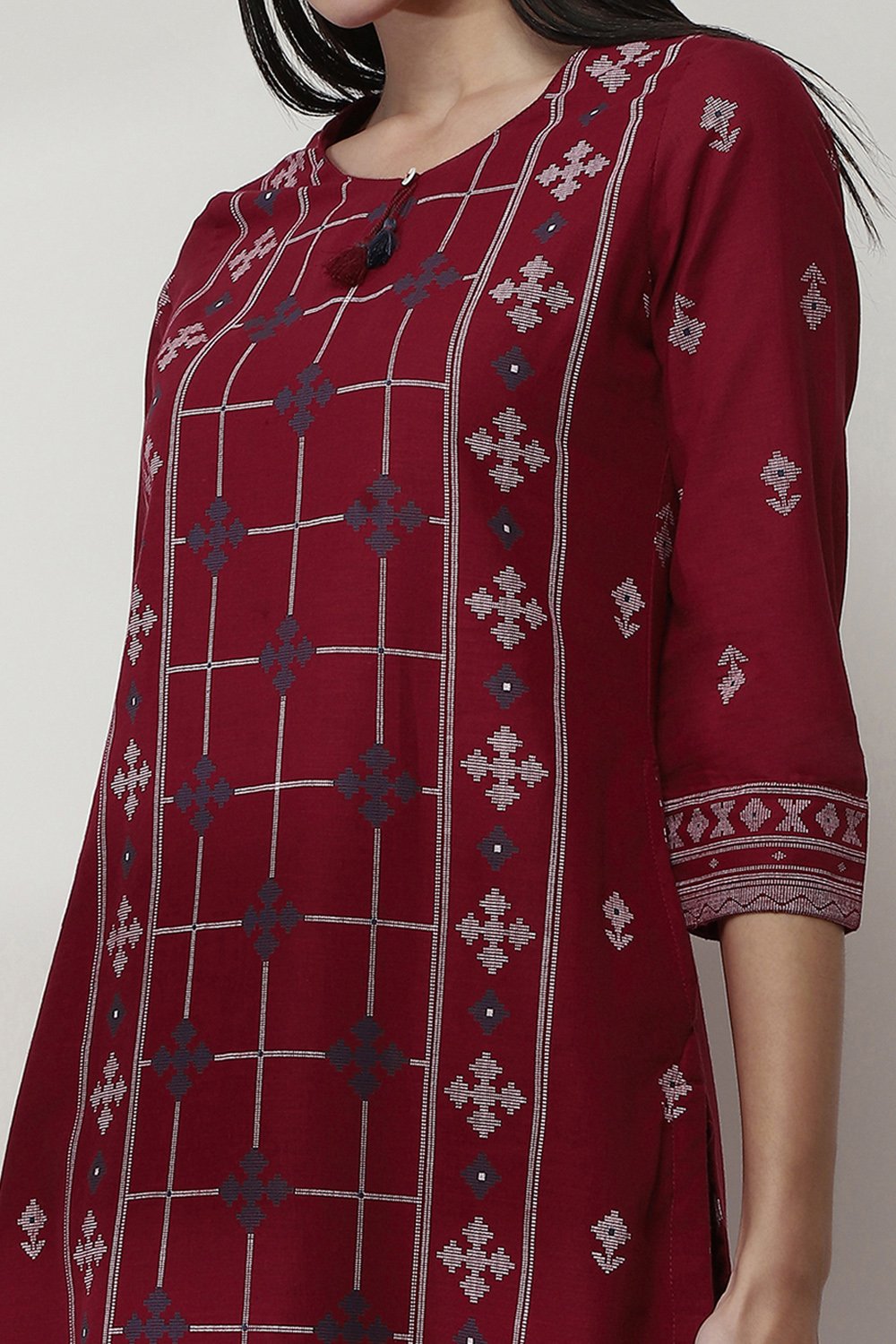 Maroon Cotton Printed Straight Kurta image number 1