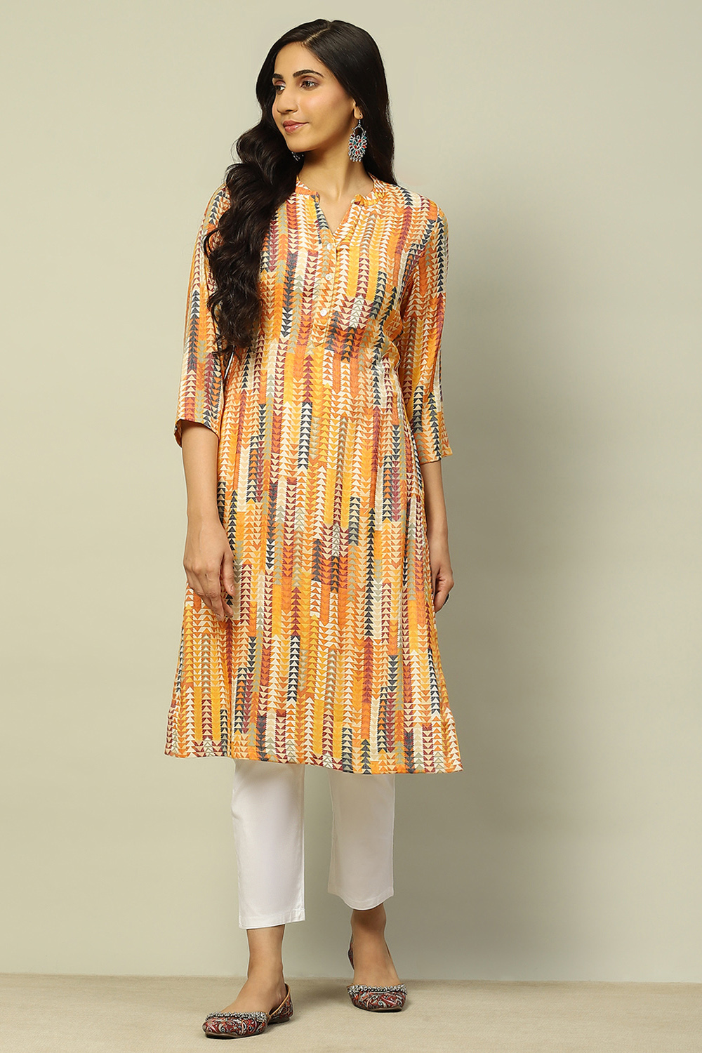 Yellow Viscose Geometric Printed Straight Kurta image number 5