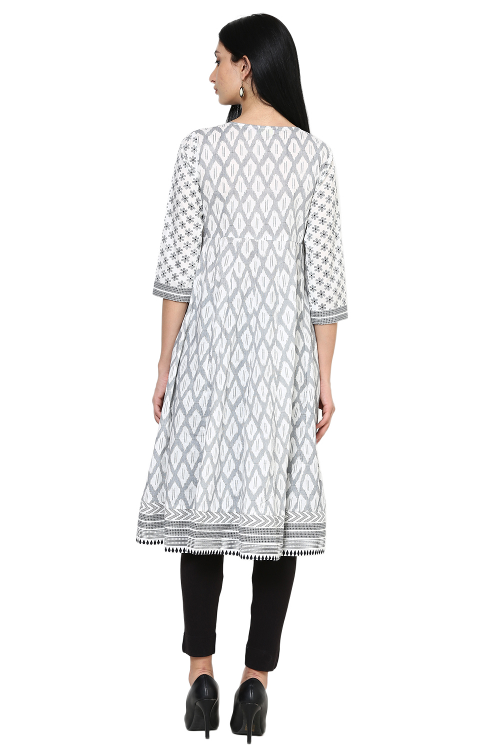 Off White Kalidar Cotton Kurta image number 4