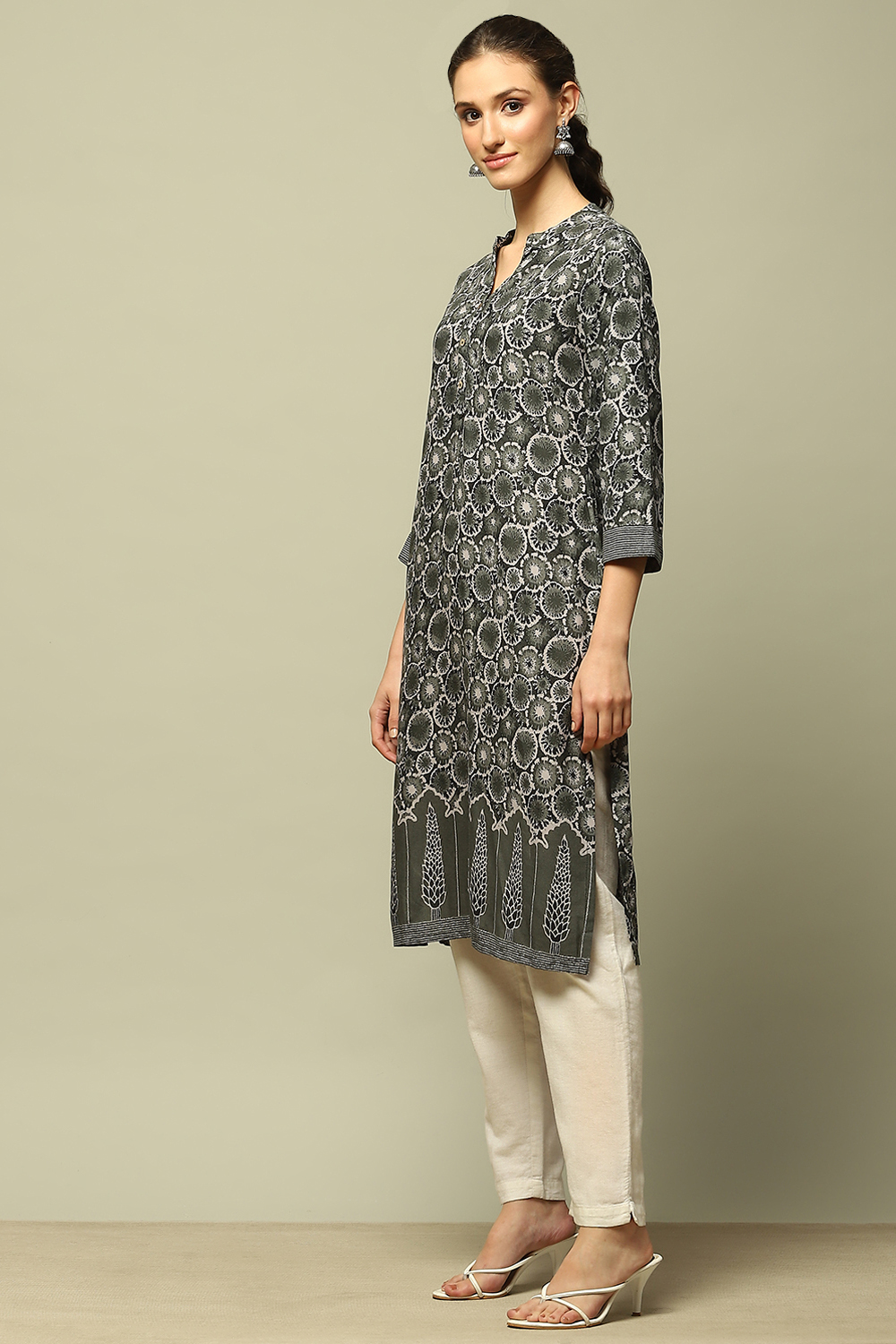 Black Rayon Printed Straight Kurta image number 2