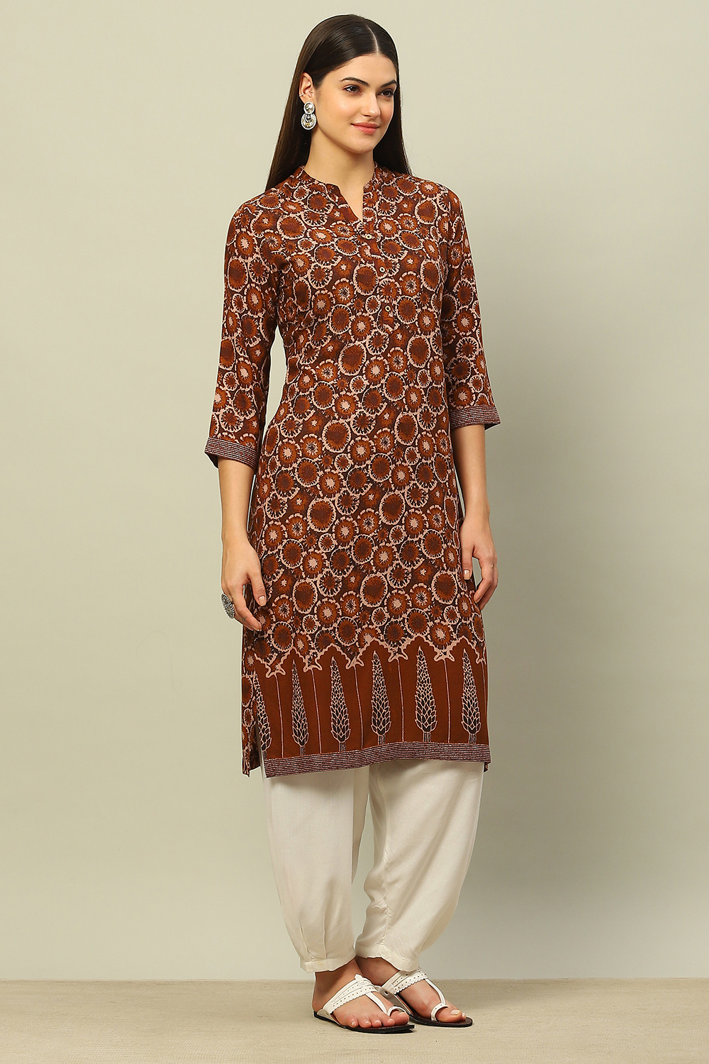 Black Rayon Printed Straight Kurta image number 4