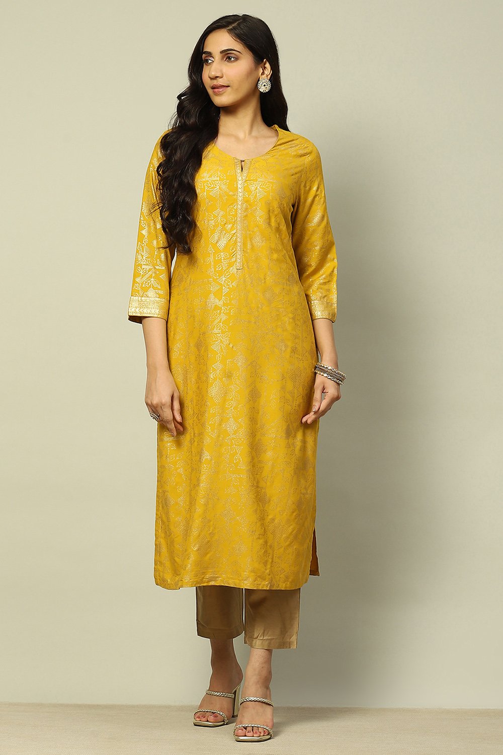 Yellow Printed Festive Straight Kurta image number 5