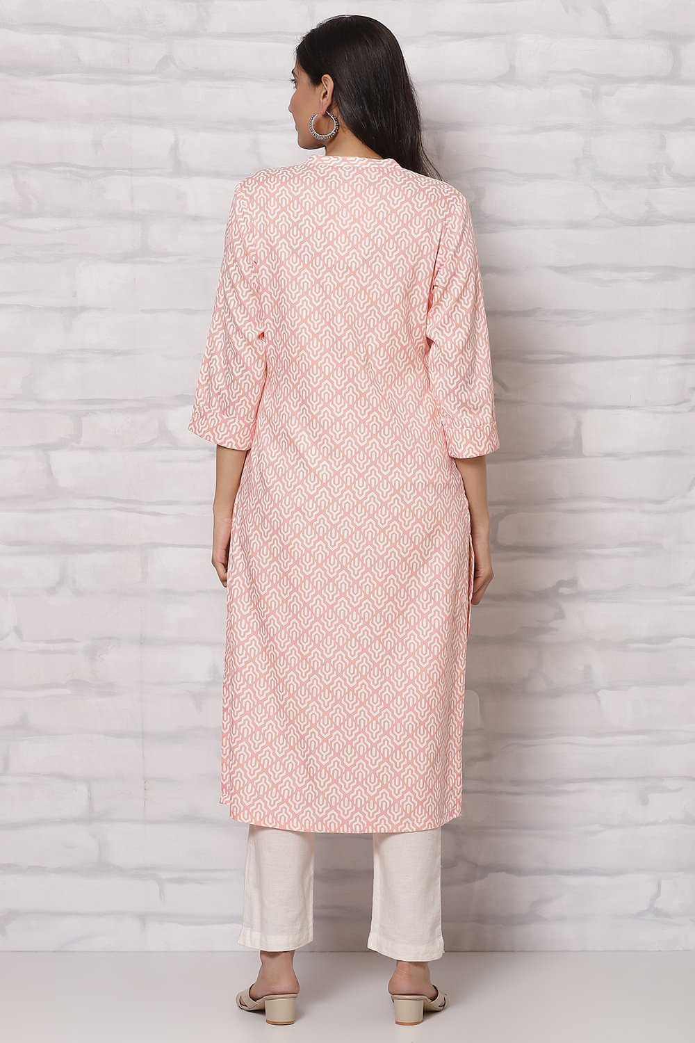 Peach LIVA Straight Kurta image number 4