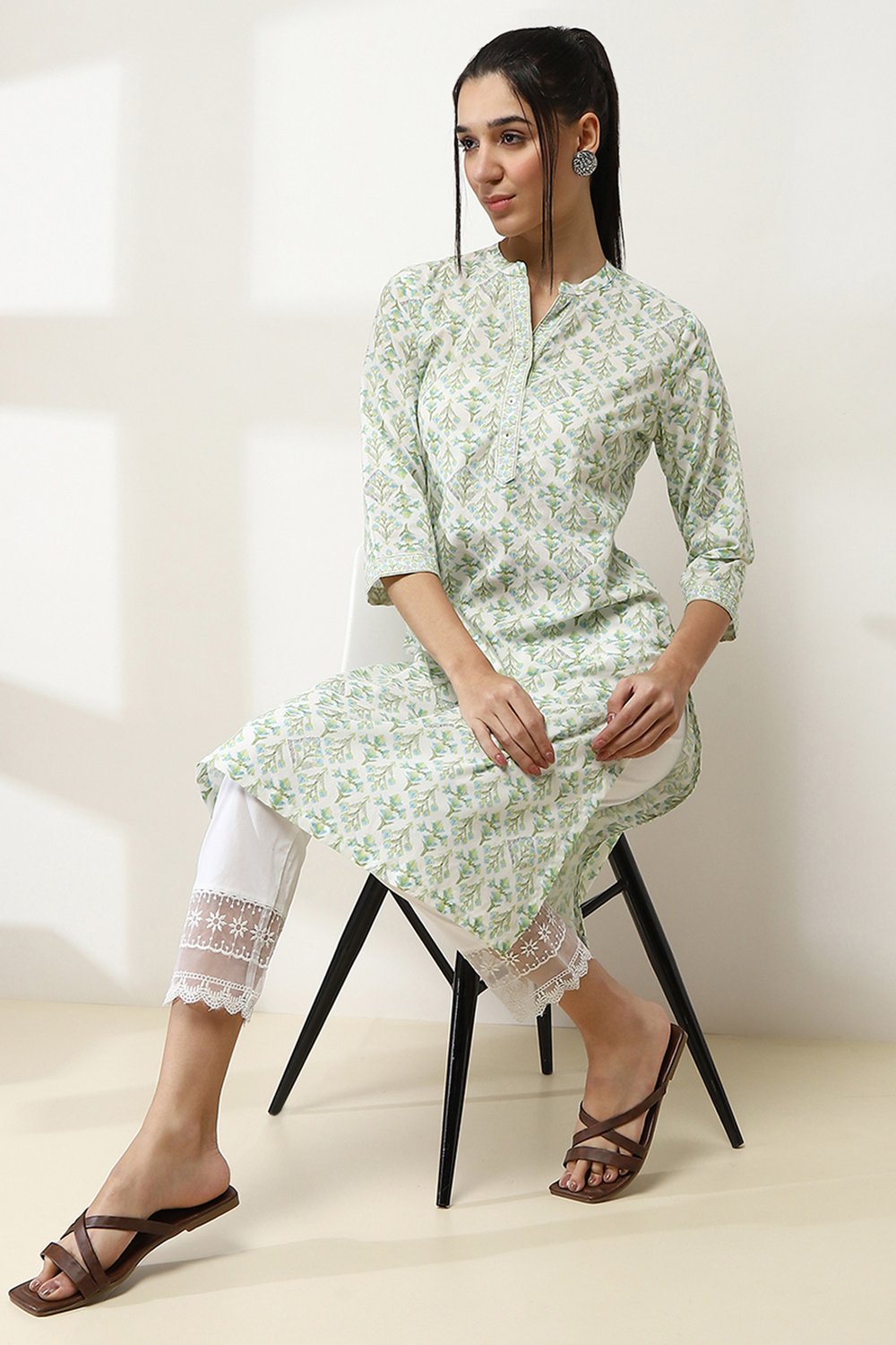 Off-White and Green Cotton Straight Kurta image number 0