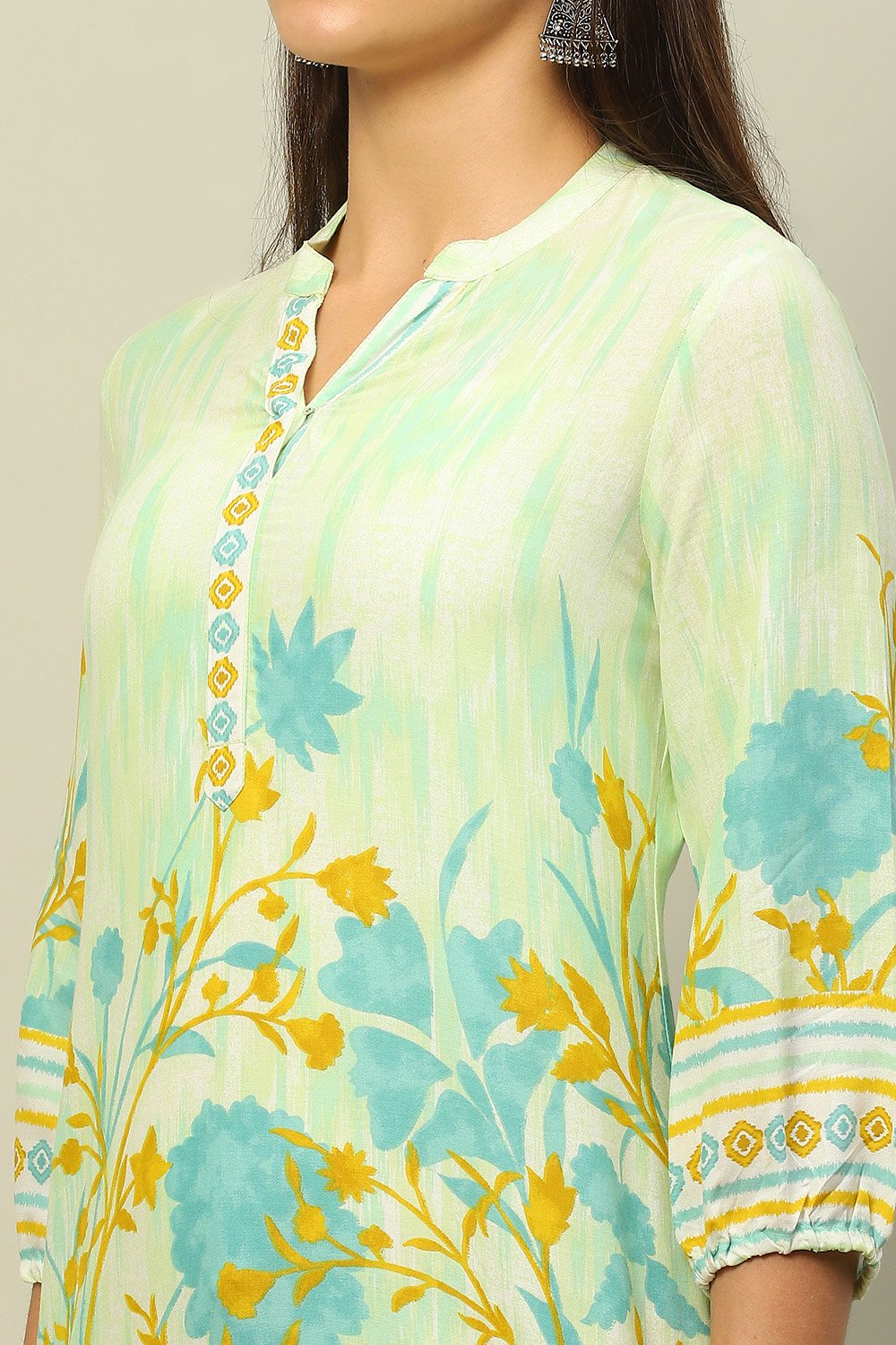 Green Rayon Printed Straight Top image number 1