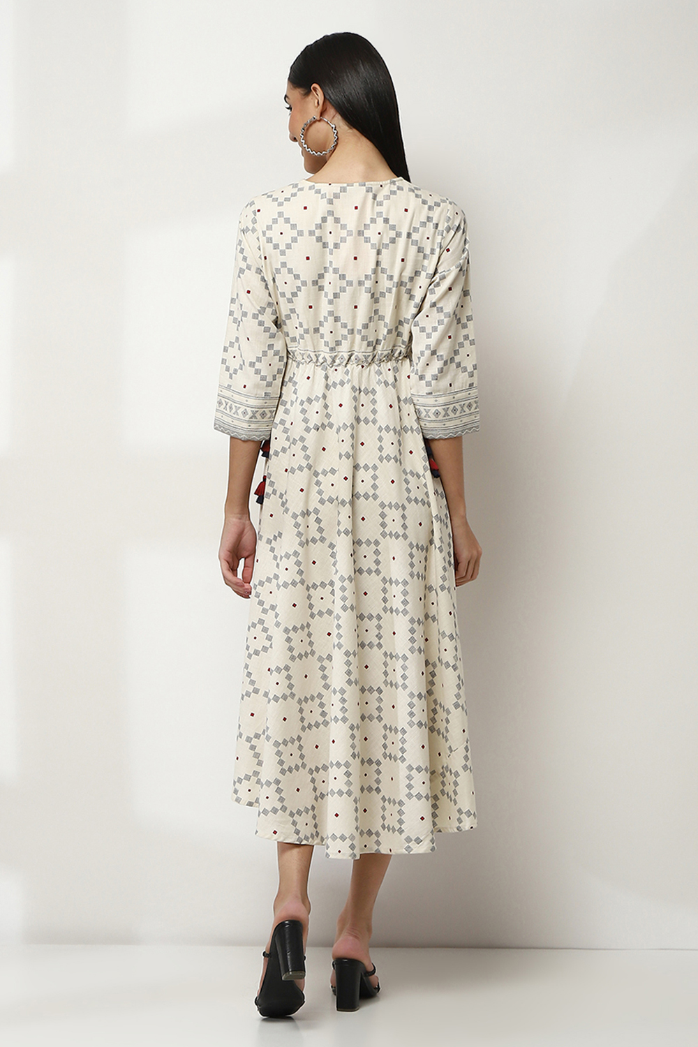 Off White Cotton Flared Dress image number 3