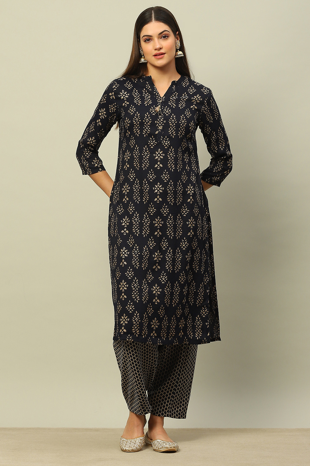 Black Viscose Blend Straight Printed Kurta Salwar Suit Set image number 0