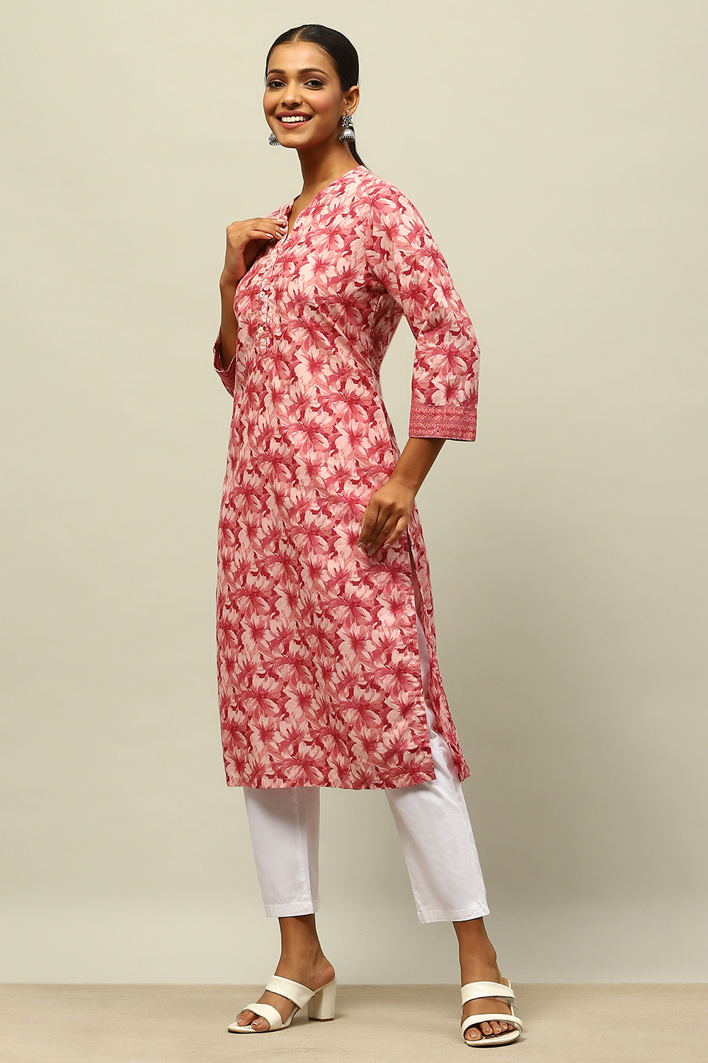 Red Cotton Printed Straight Kurta image number 2