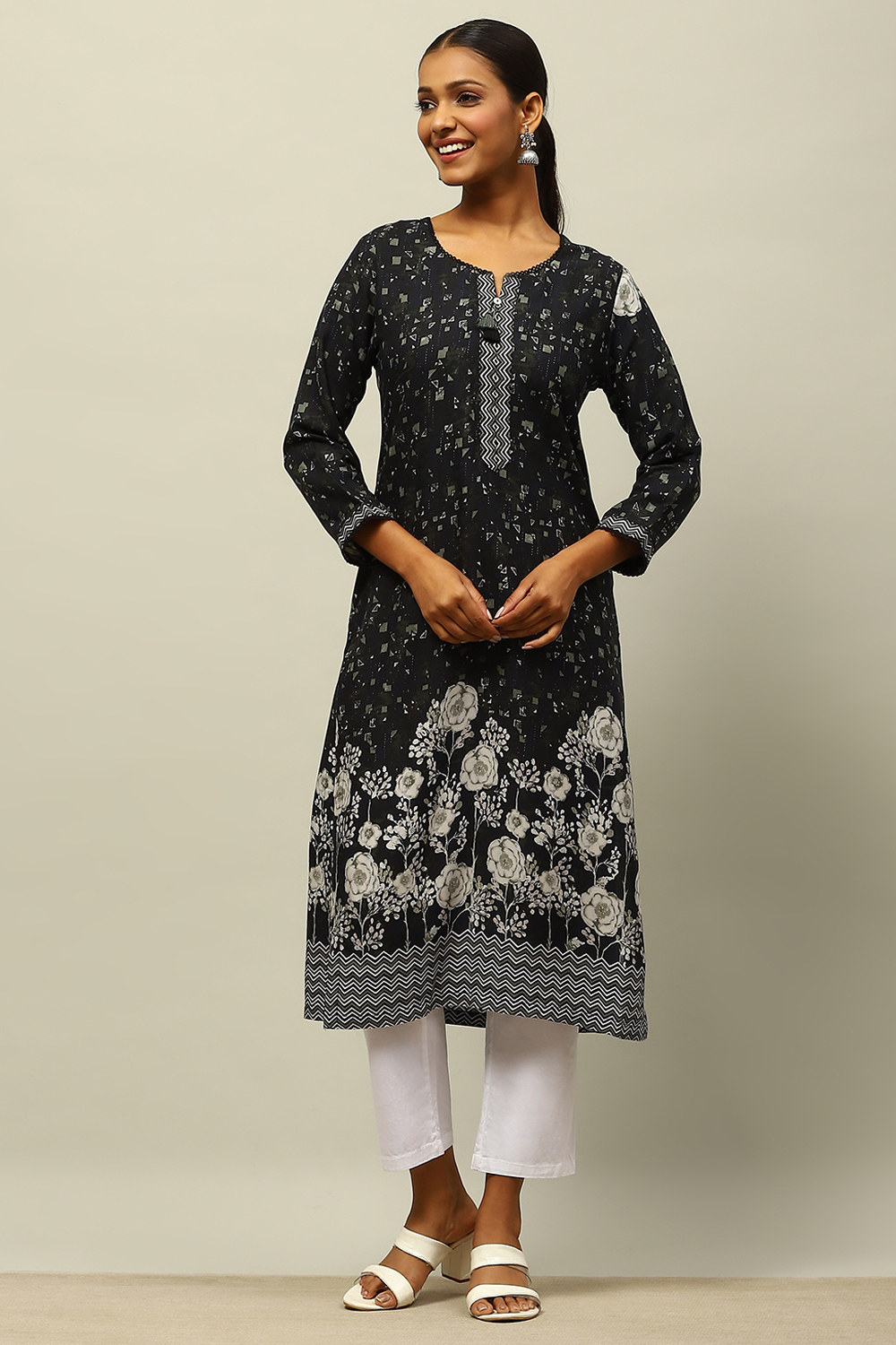 Black Rayon Printed Straight Kurta image number 0