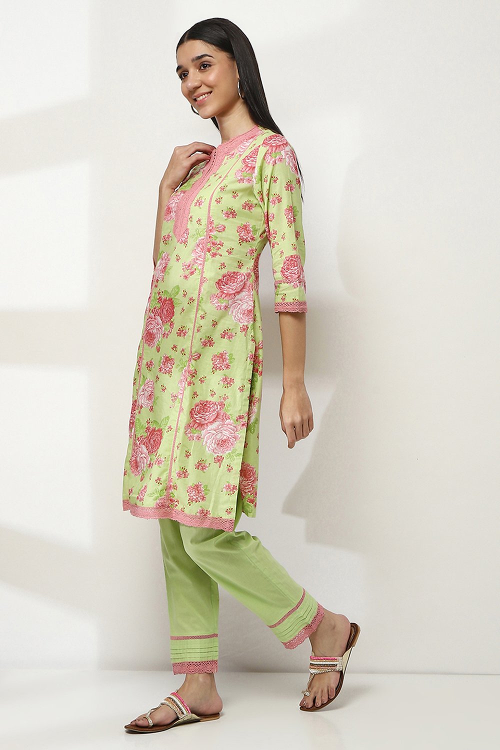 Green Cotton Printed Straight Kurta Set image number 3