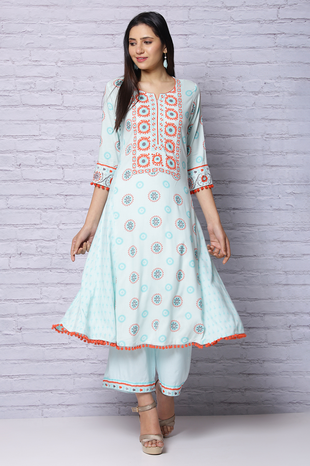 Mint Green Viscose Rayon Kalidar Kurta image number 1