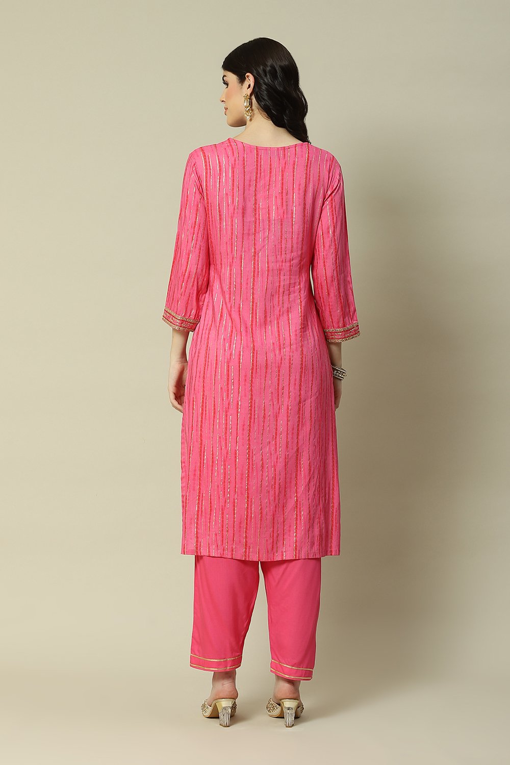 Pink LIVA Straight Printed Kurta Palazzo Suit Set image number 4