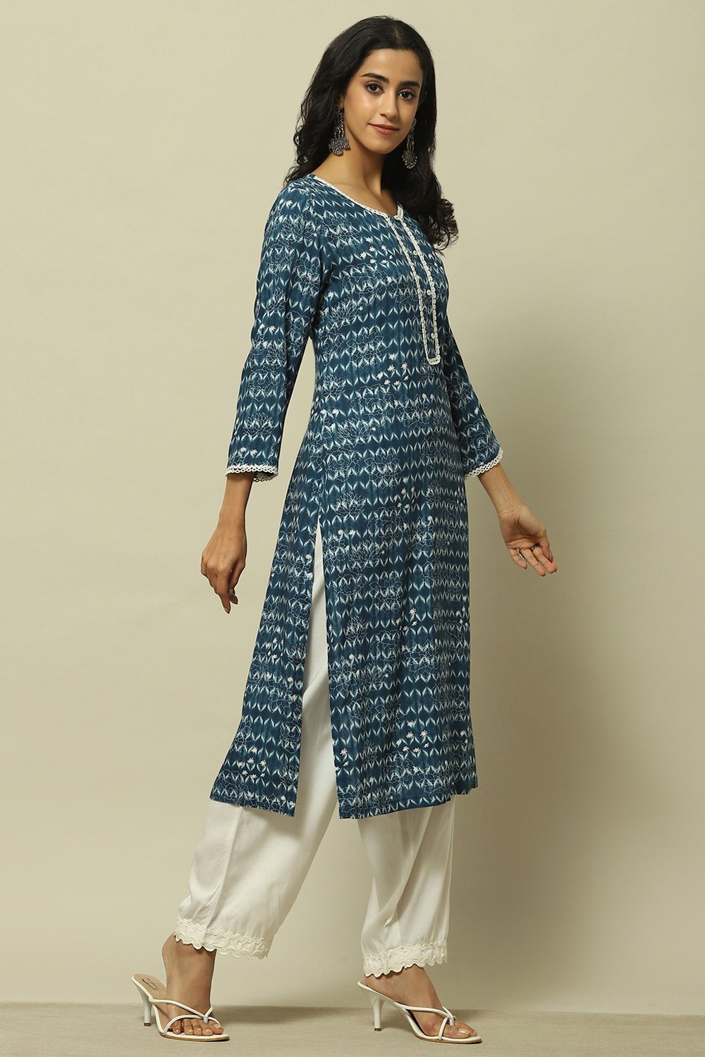 Blue Printed Straight Kurta image number 4