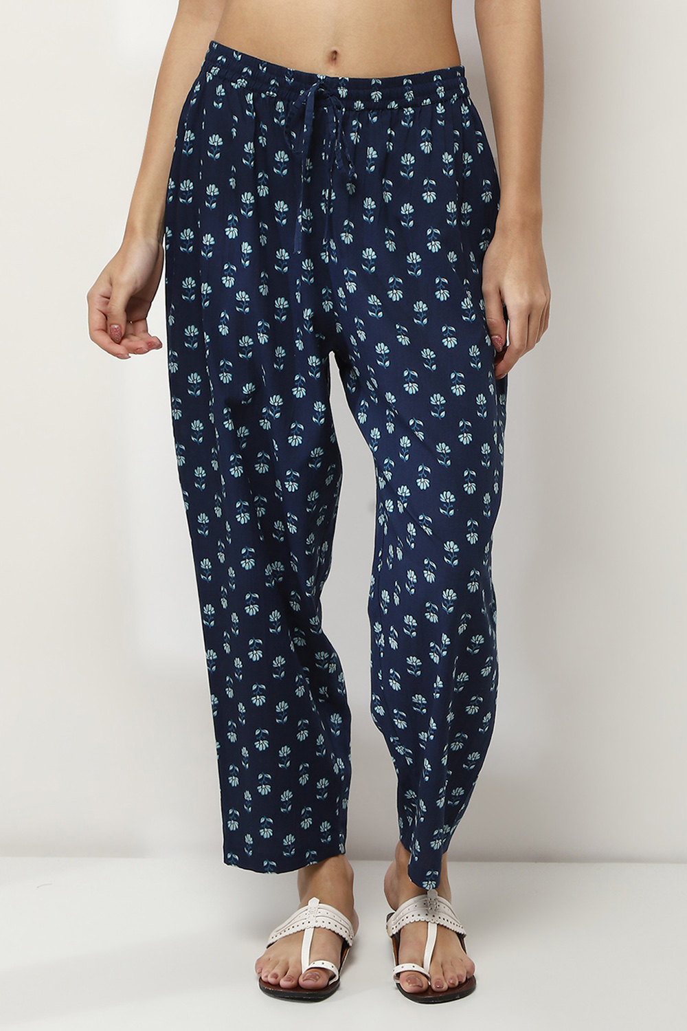 Indigo Cotton Printed Regular Pants image number 5