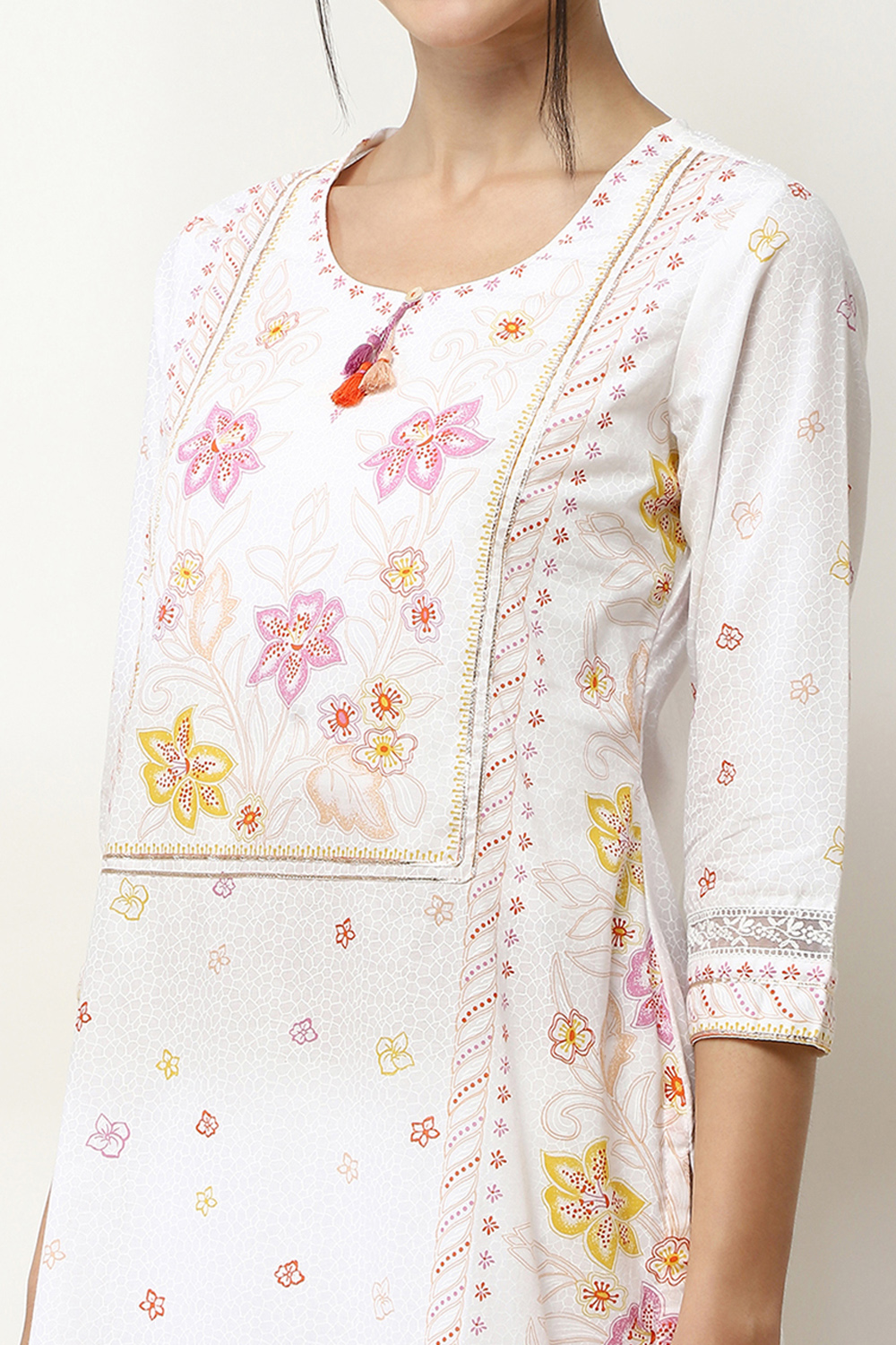 White Cotton Floral Straight Kurta image number 1