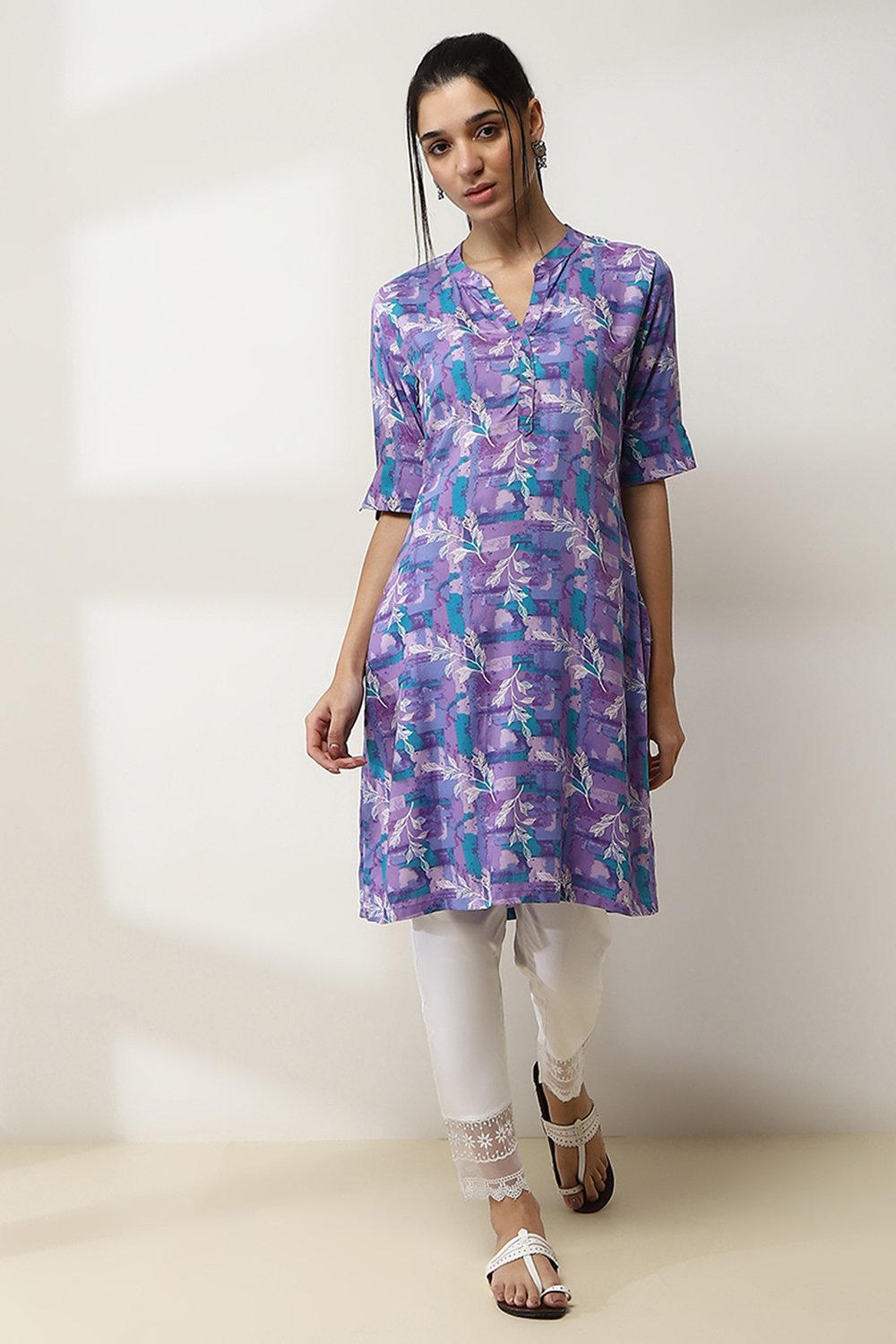 Purple Printed Straight Kurta image number 5