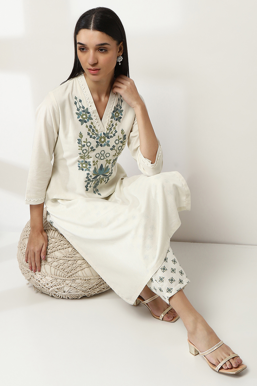 Off-White Cotton Blend Straight Kurta image number 0