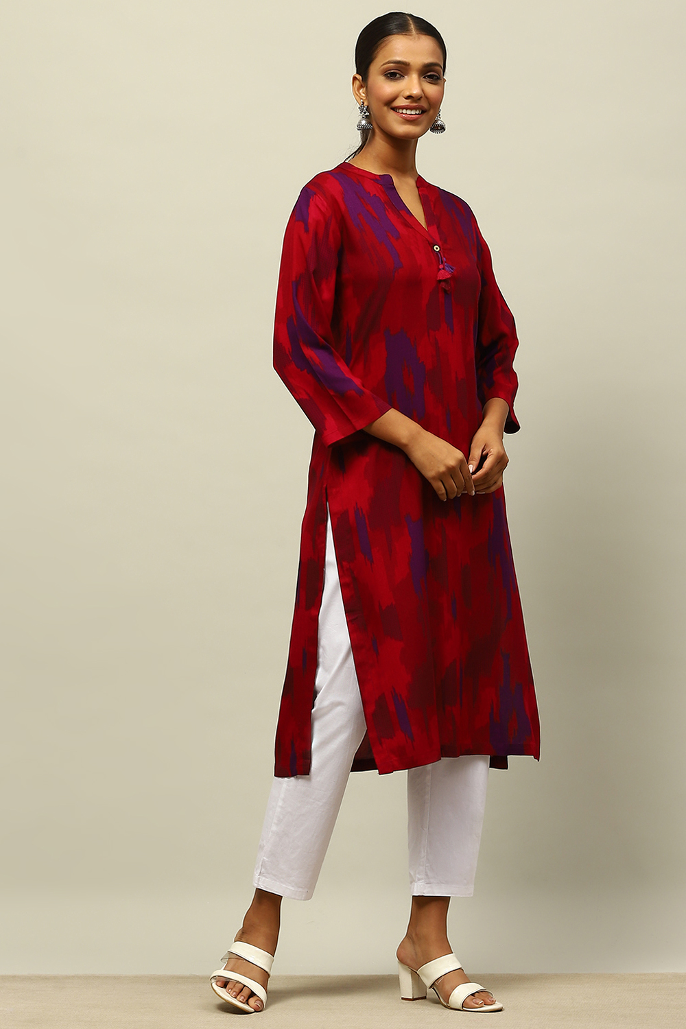 Mustard Yellow Floral Printed Straight Kurta image number 4