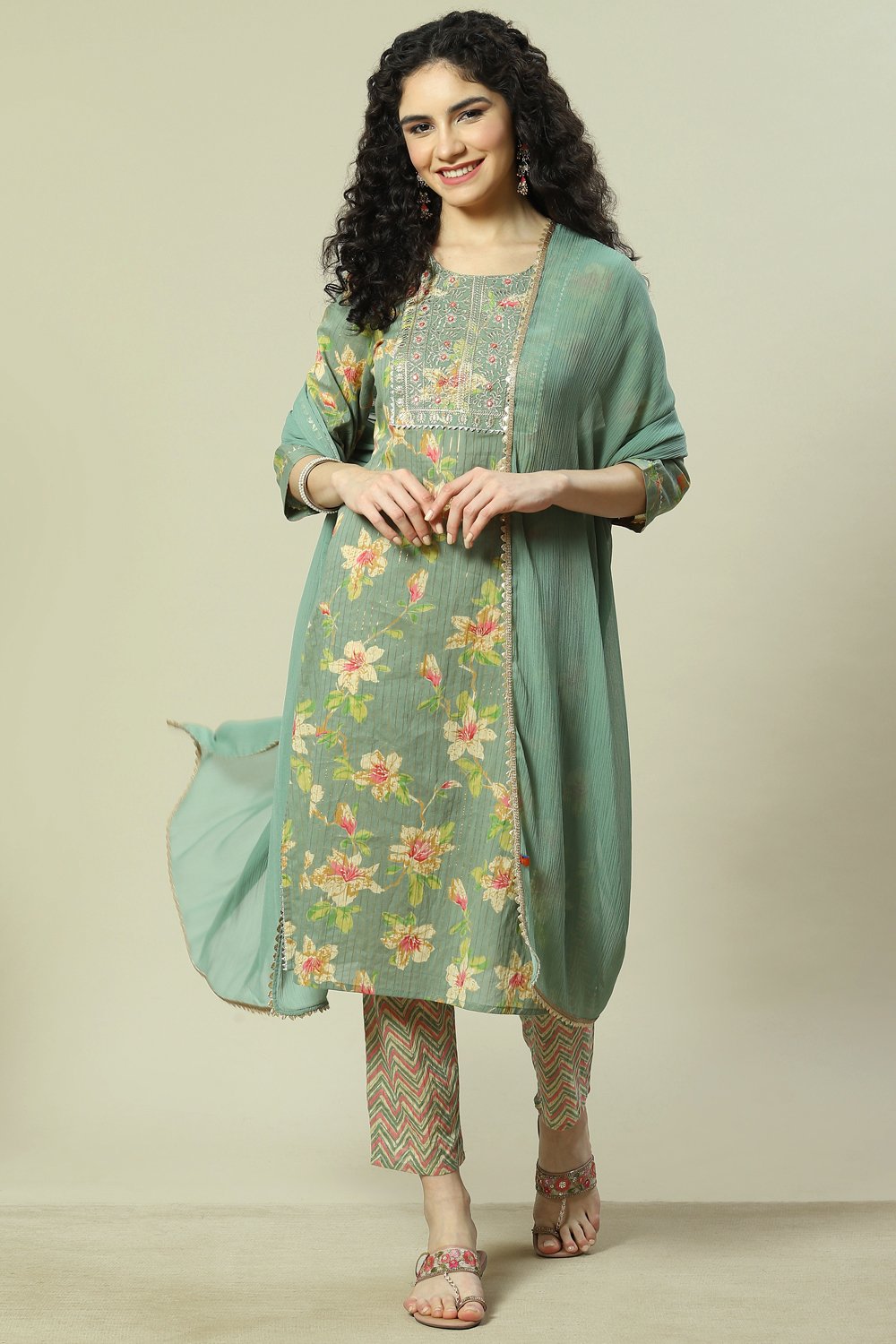 Green Viscose Woven Straight Kurta Suit Set image number 7