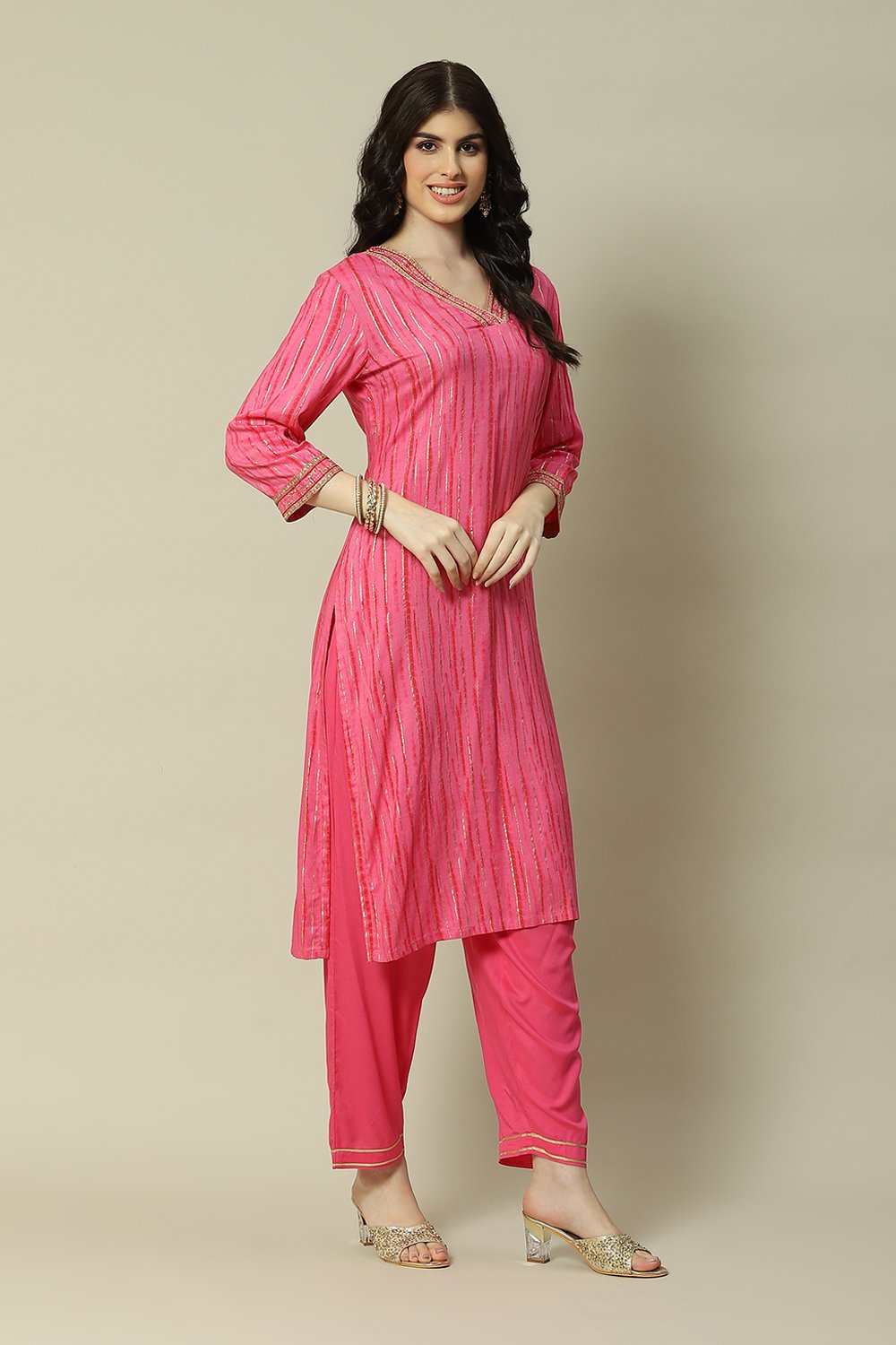 Pink LIVA Straight Printed Kurta Palazzo Suit Set image number 5