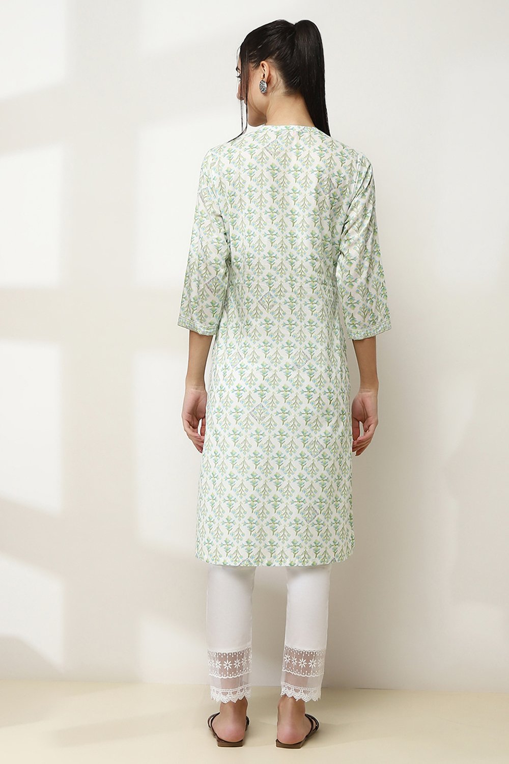 Off-White and Green Cotton Straight Kurta image number 3