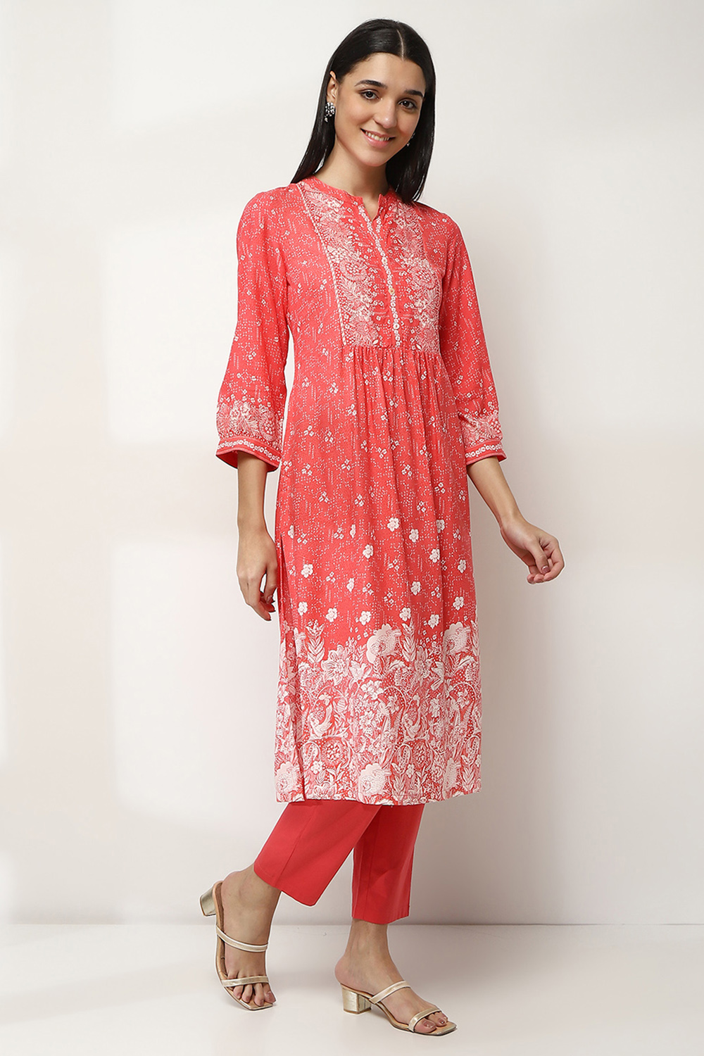 Coral Viscose Rayon Straight Kurta image number 4