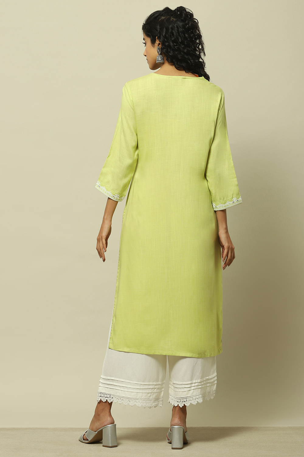 Lime Green Embroidered Straight Kurta image number 3