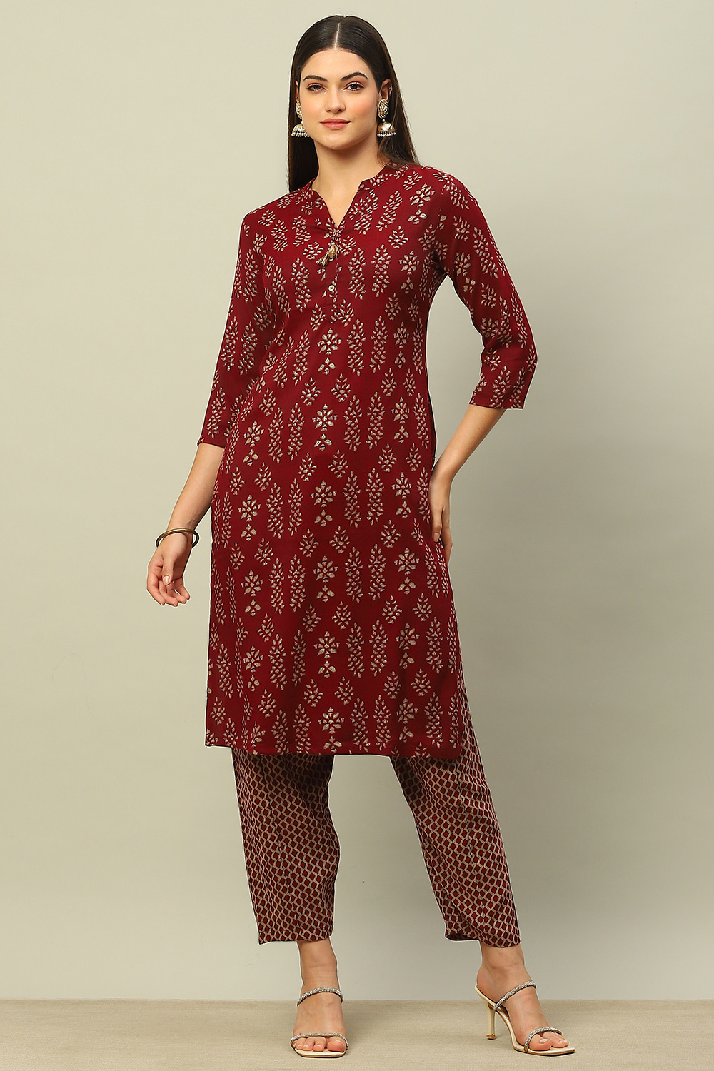 Black Viscose Blend Straight Printed Kurta Salwar Suit Set image number 0