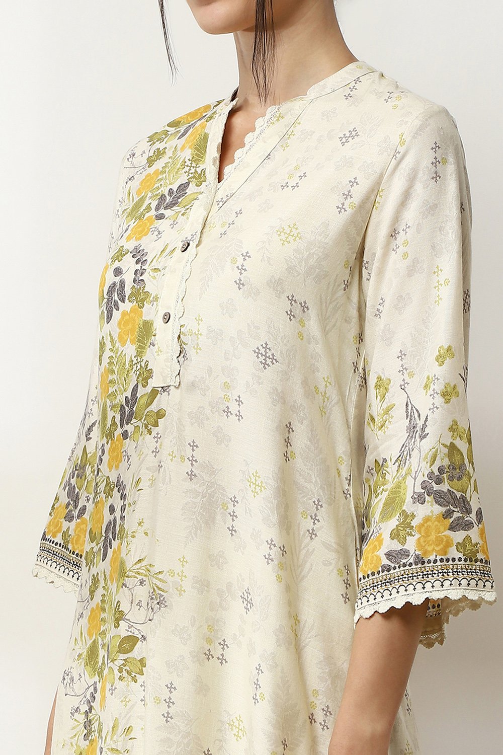 Light Green Floral Printed Straight Kurta image number 1