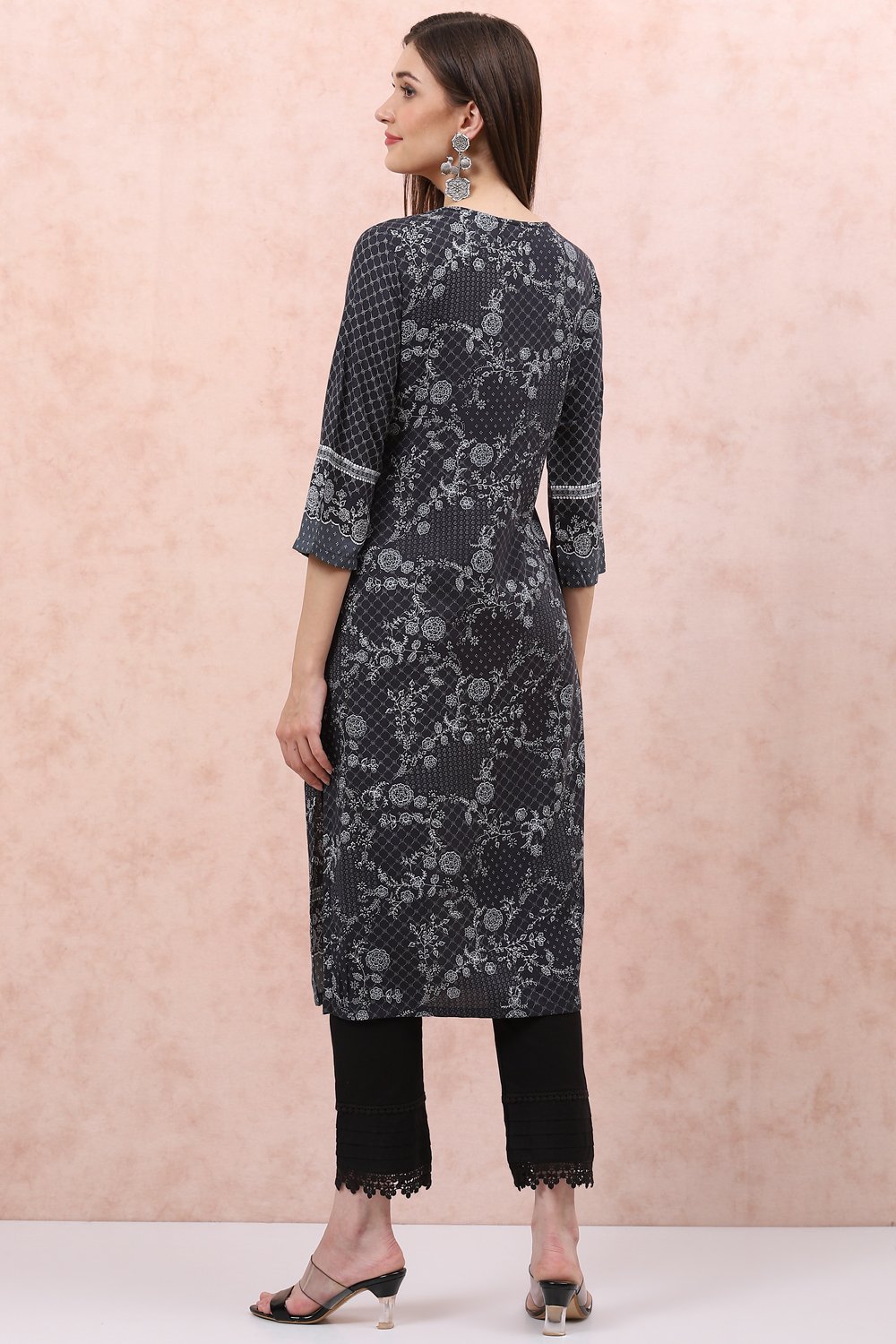 Black LIVA Straight Kurta image number 4