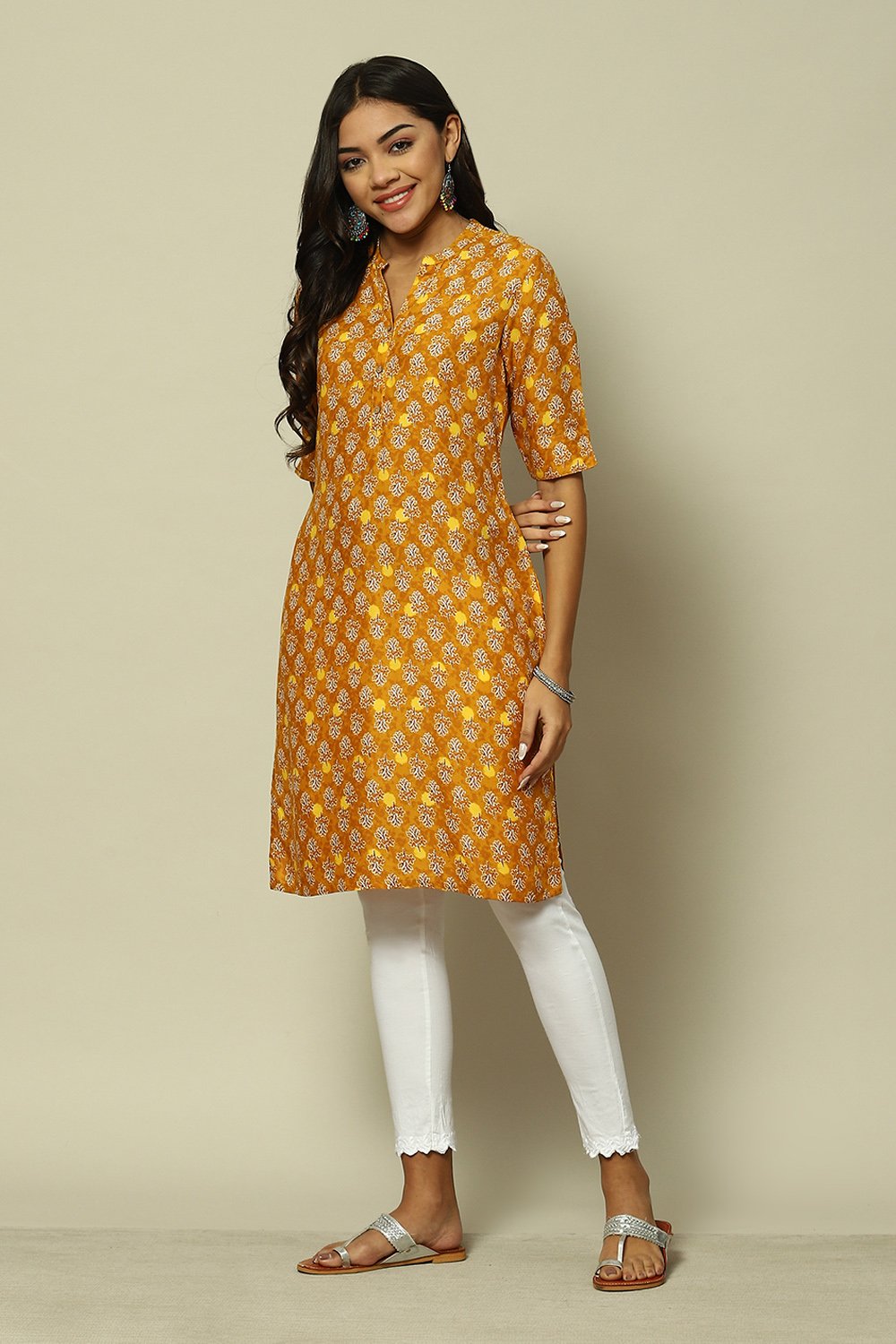 Mustard LIVA Straight Printed Kurta image number 2