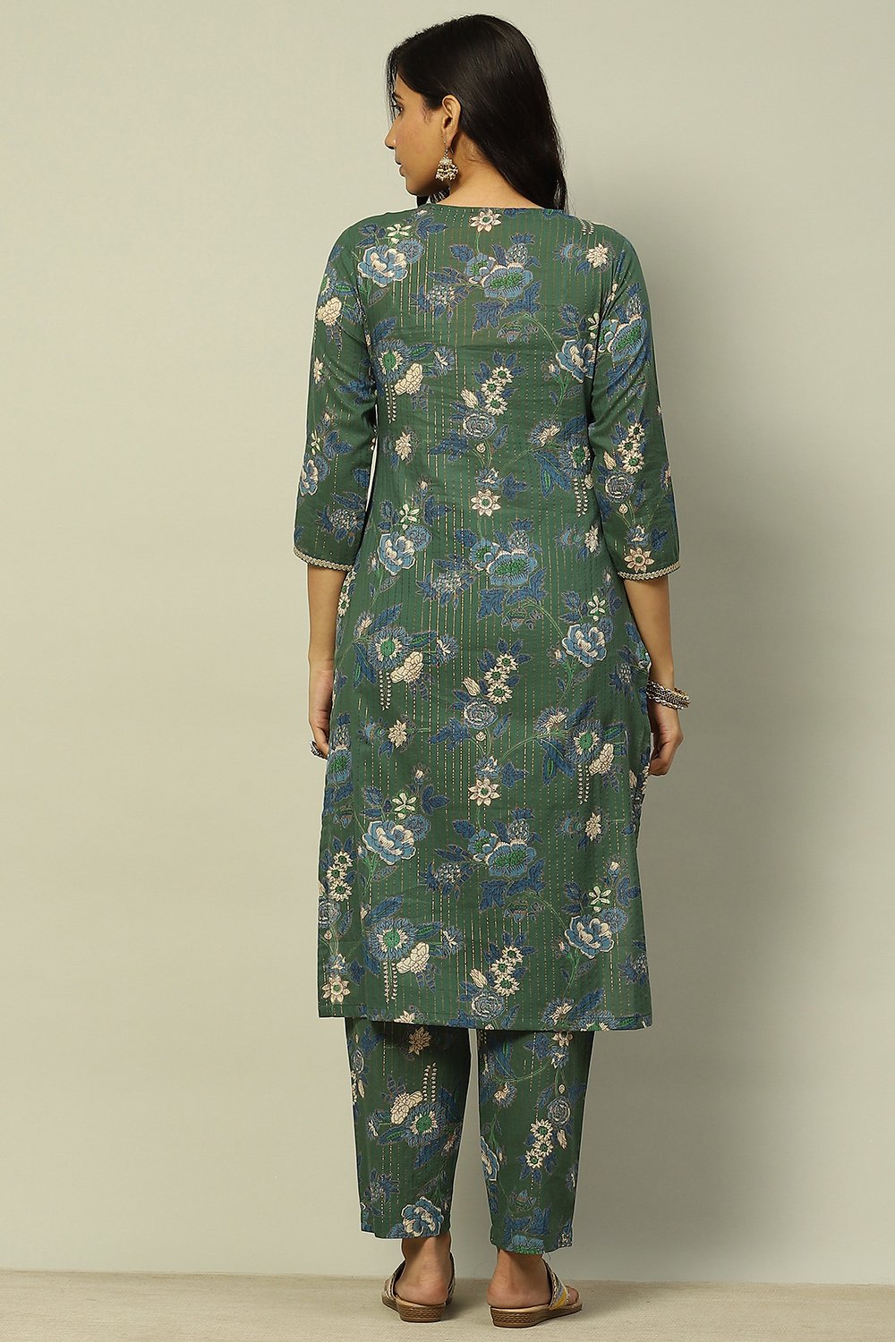 Green Cotton Lurex Floral Printed Straight Suit Set image number 4