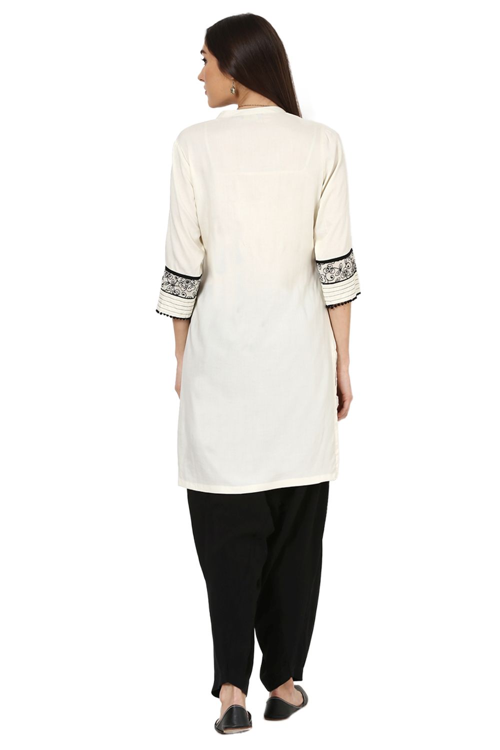 White Straight Viscose Rayon Indie Top image number 3