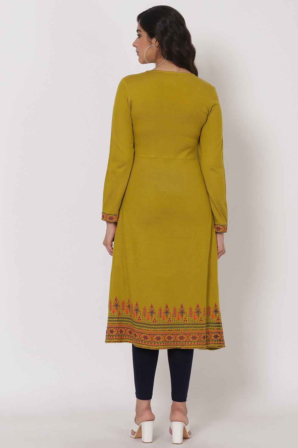 Olive Green Acrylic Kurta image number 5