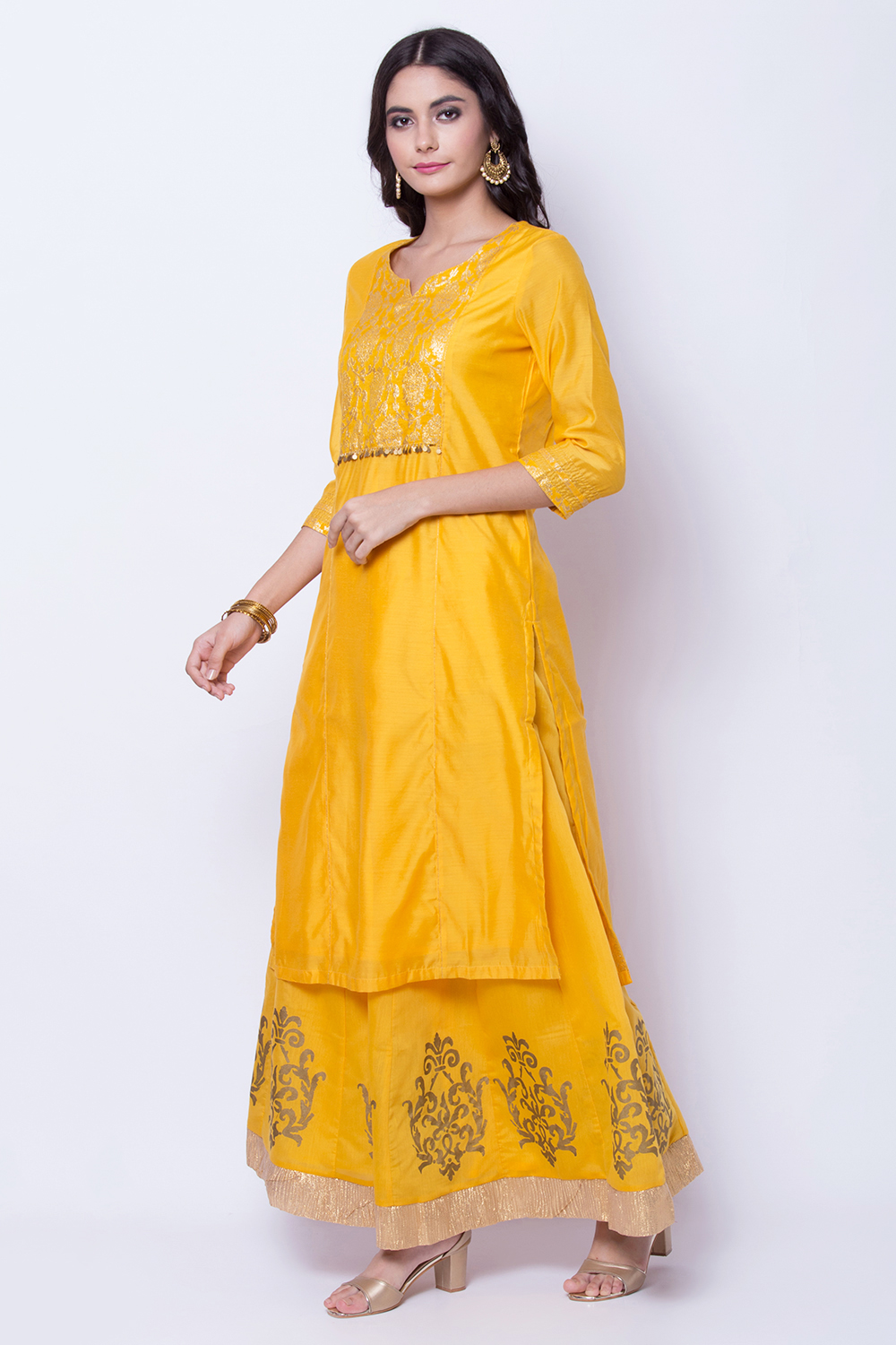 Peach Poly Chanderi Straight Suit Set image number 1