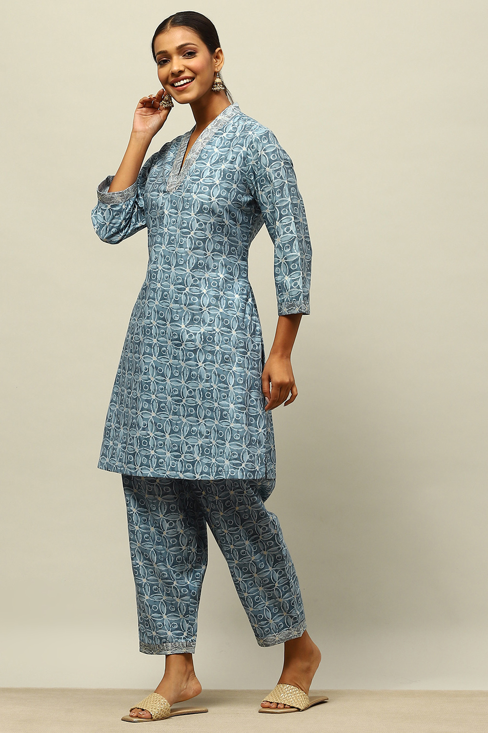 Blue Viscose Blend Straight Printed Co-ord Set image number 3