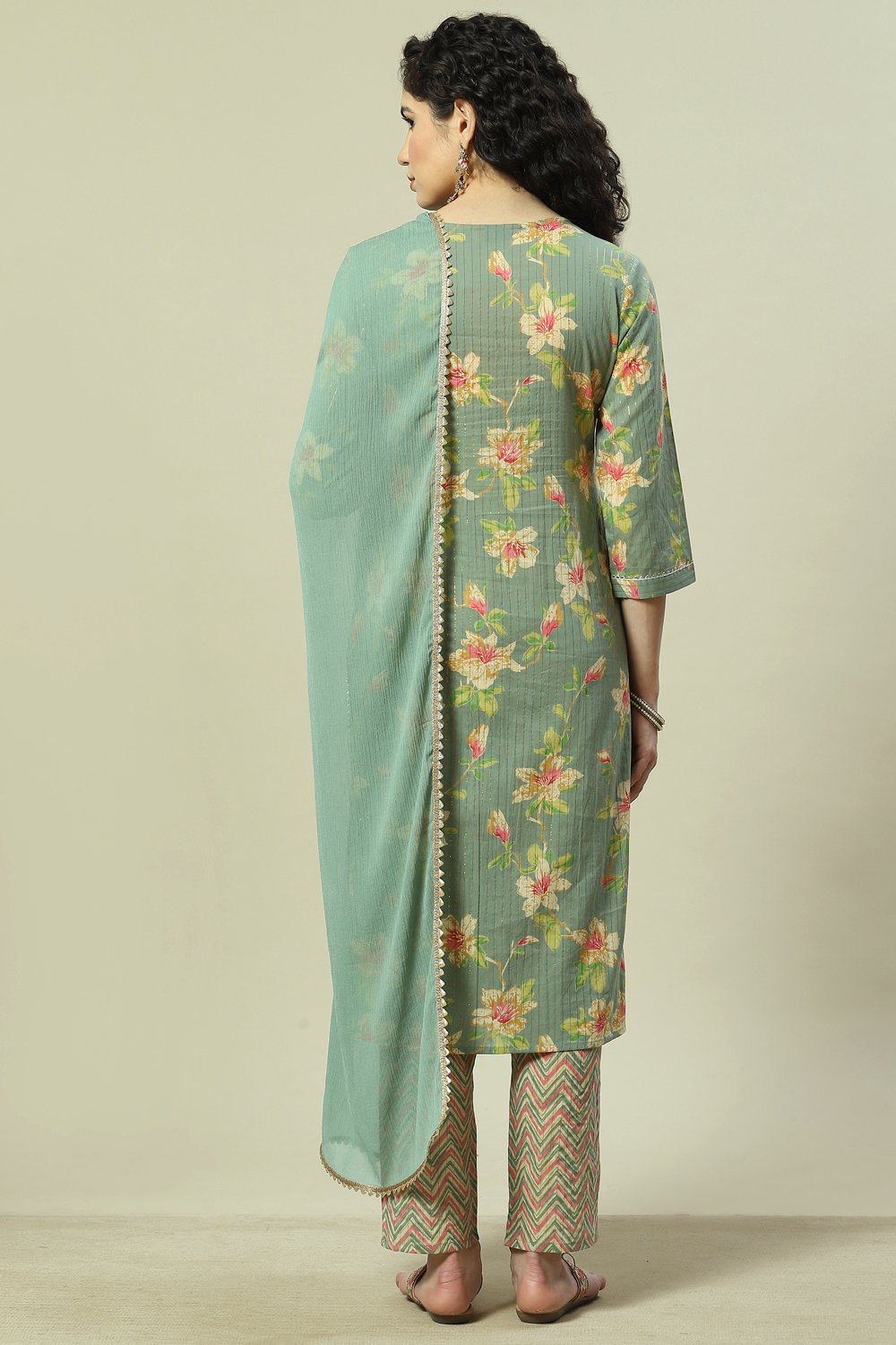 Green Viscose Woven Straight Kurta Suit Set image number 4