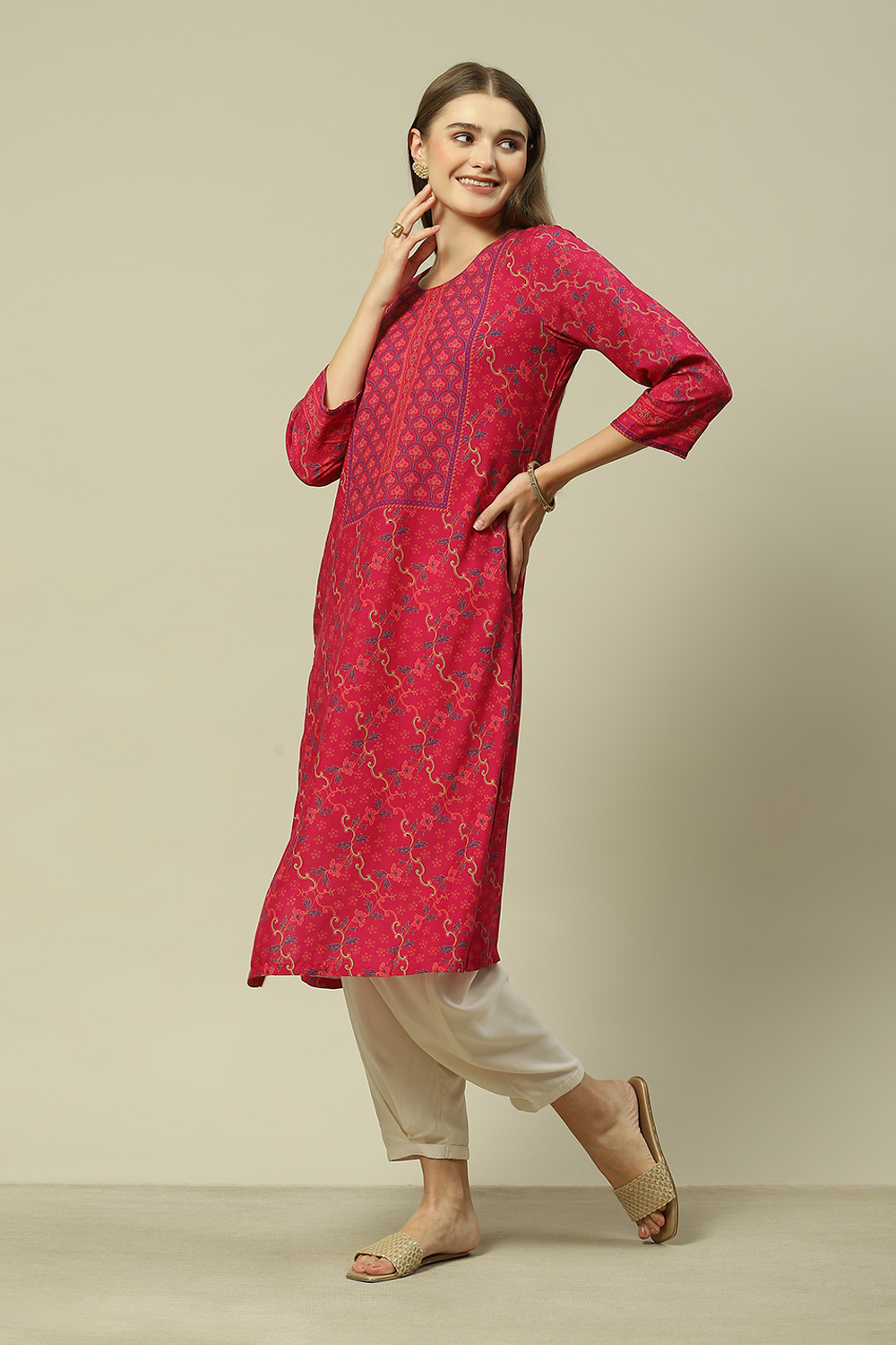 Pink LIVA Straight Printed Kurta image number 0