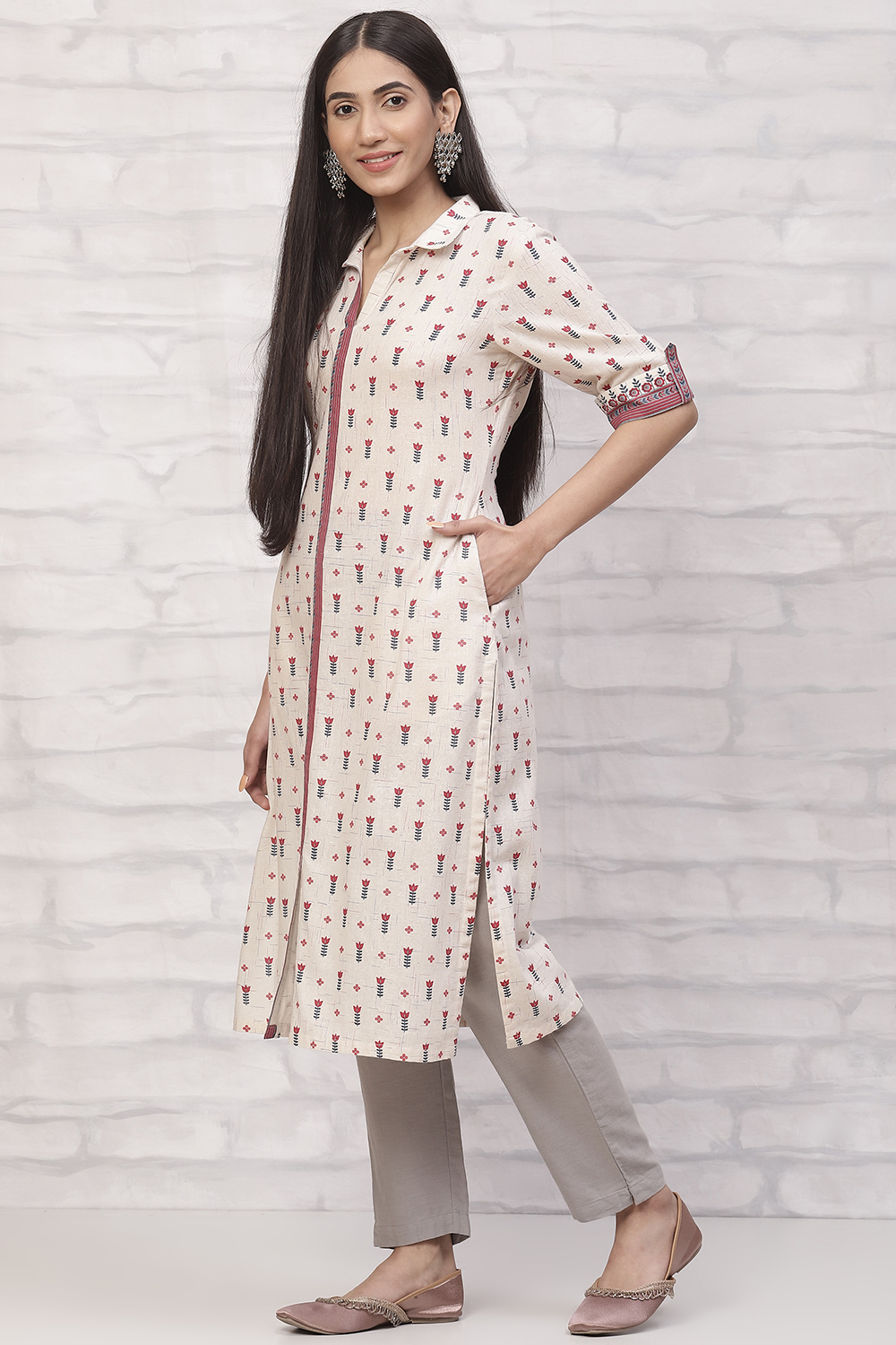 Off White Poly Cotton Straight Kurta image number 2